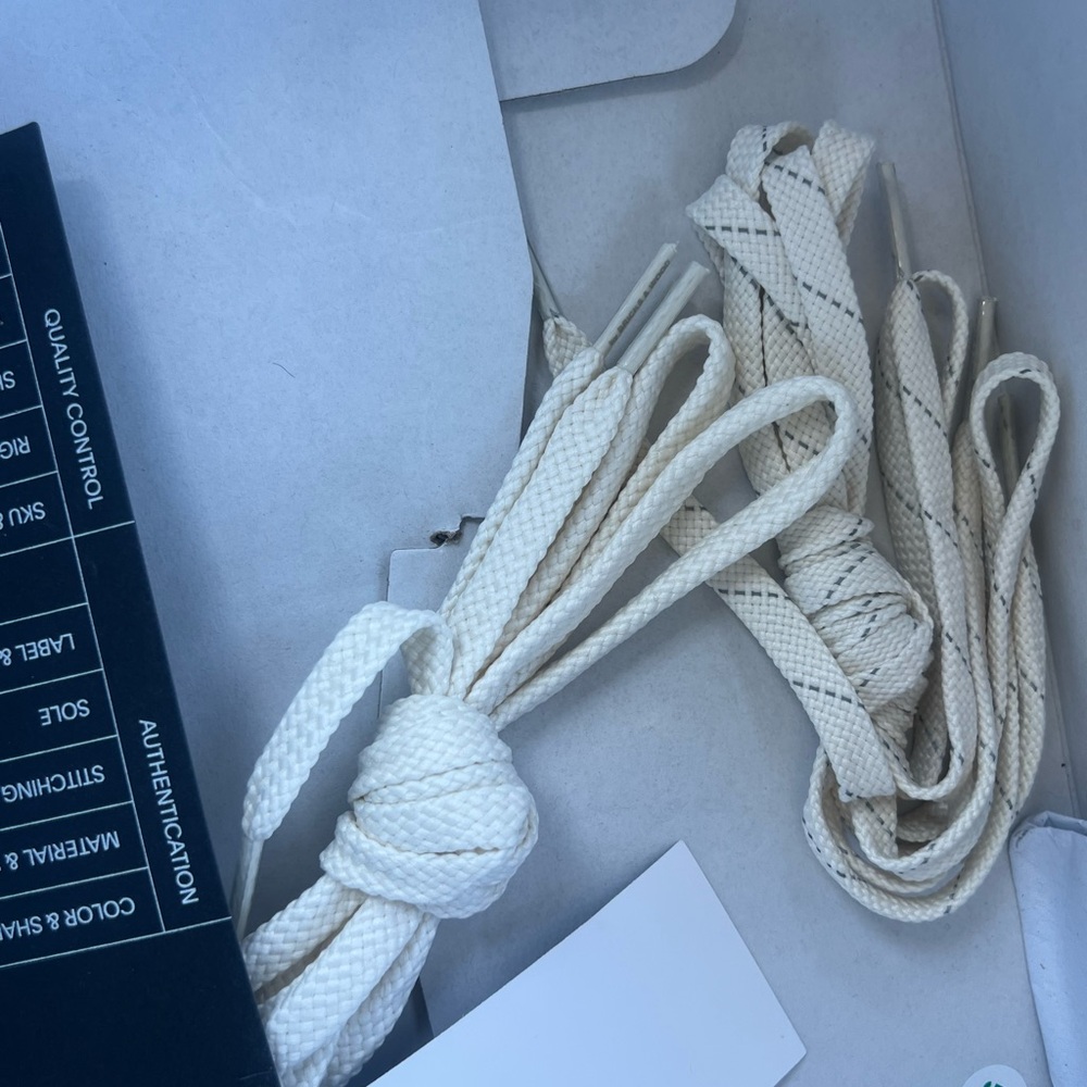 New Balance 9060 Bricks x Wood collab - Picture 8 of 9